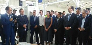 Youssef Chahed inaugure l'usine Peugeot à Mghira
