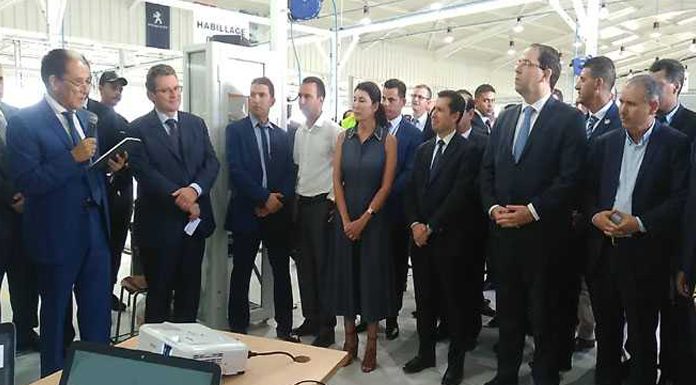 Youssef Chahed inaugure l'usine Peugeot à Mghira