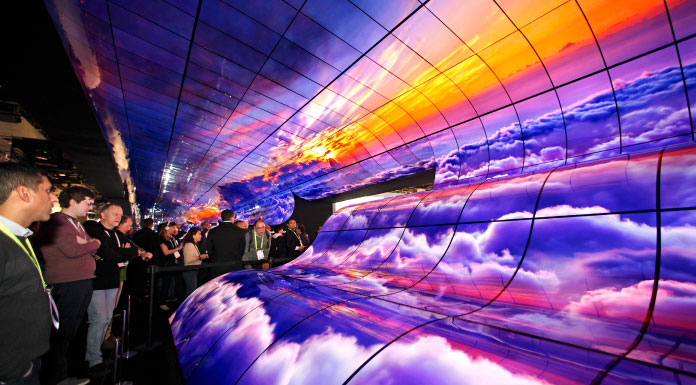 LG OLED Falls LG OLED Falls