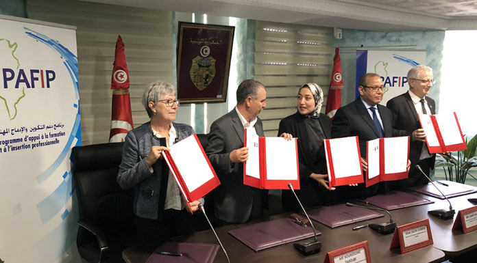 AFD partenariat franco-tunisien pour une insertion des diplômés de la formation professionnelle AFD partenariat franco-tunisien pour une insertion des diplômés de la formation professionnelle