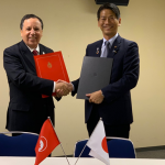 Khemais JHINAOUI, Ministre des Affaires Étrangères de la République Tunisienne et Son Excellence Monsieur Kenji YAMADA