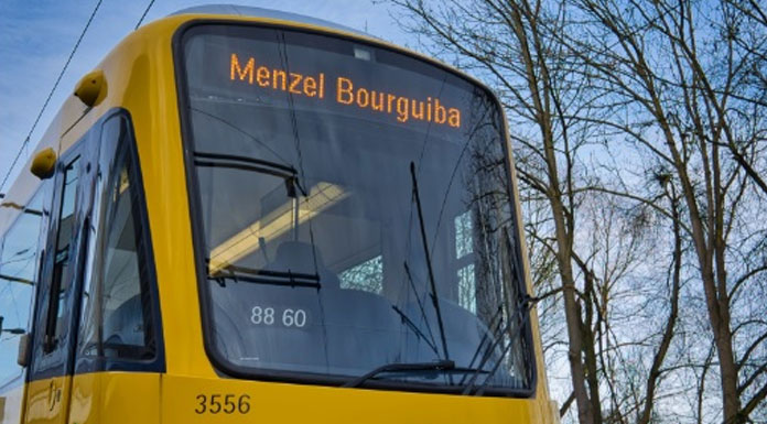 Un-Tram-à-Stuttgart-baptisé-Menzel-Bourguiba
