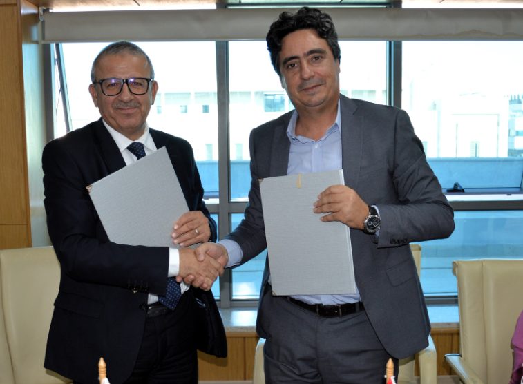 Tunisie : La Bourse de Tunis renforce les compétences financières des ...